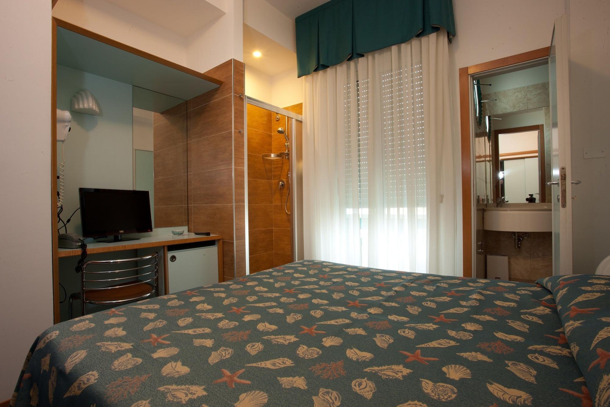 Hotel Gaby Римини Экстерьер фото