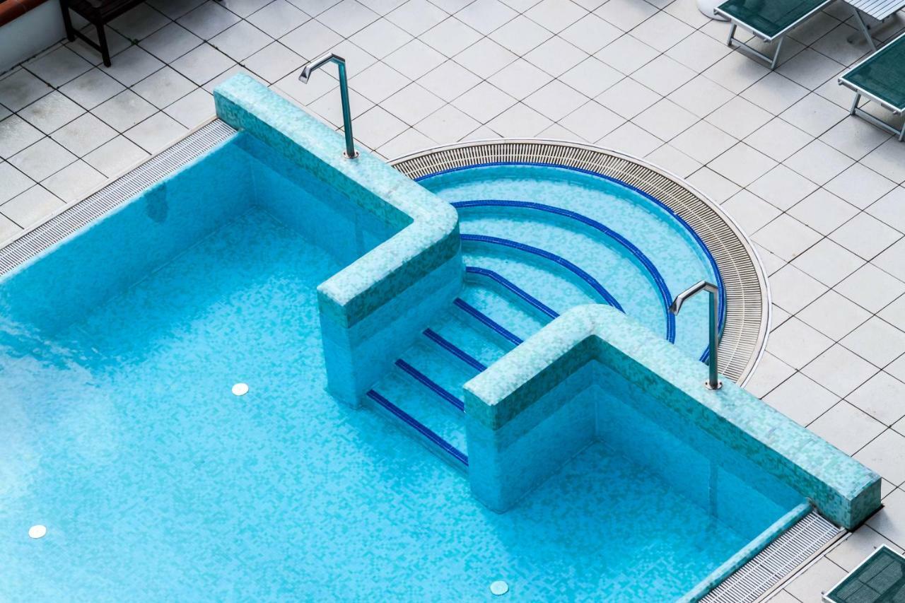 Hotel Gaby Римини Экстерьер фото